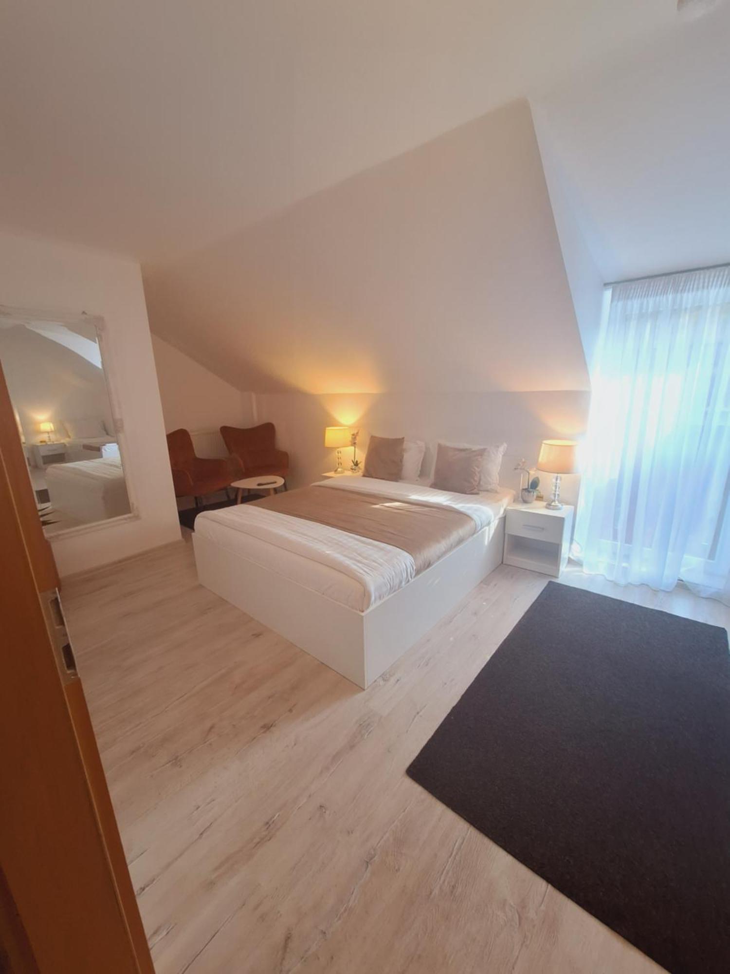 Pensiunea Tinelu Brasov Săcele Oda fotoğraf