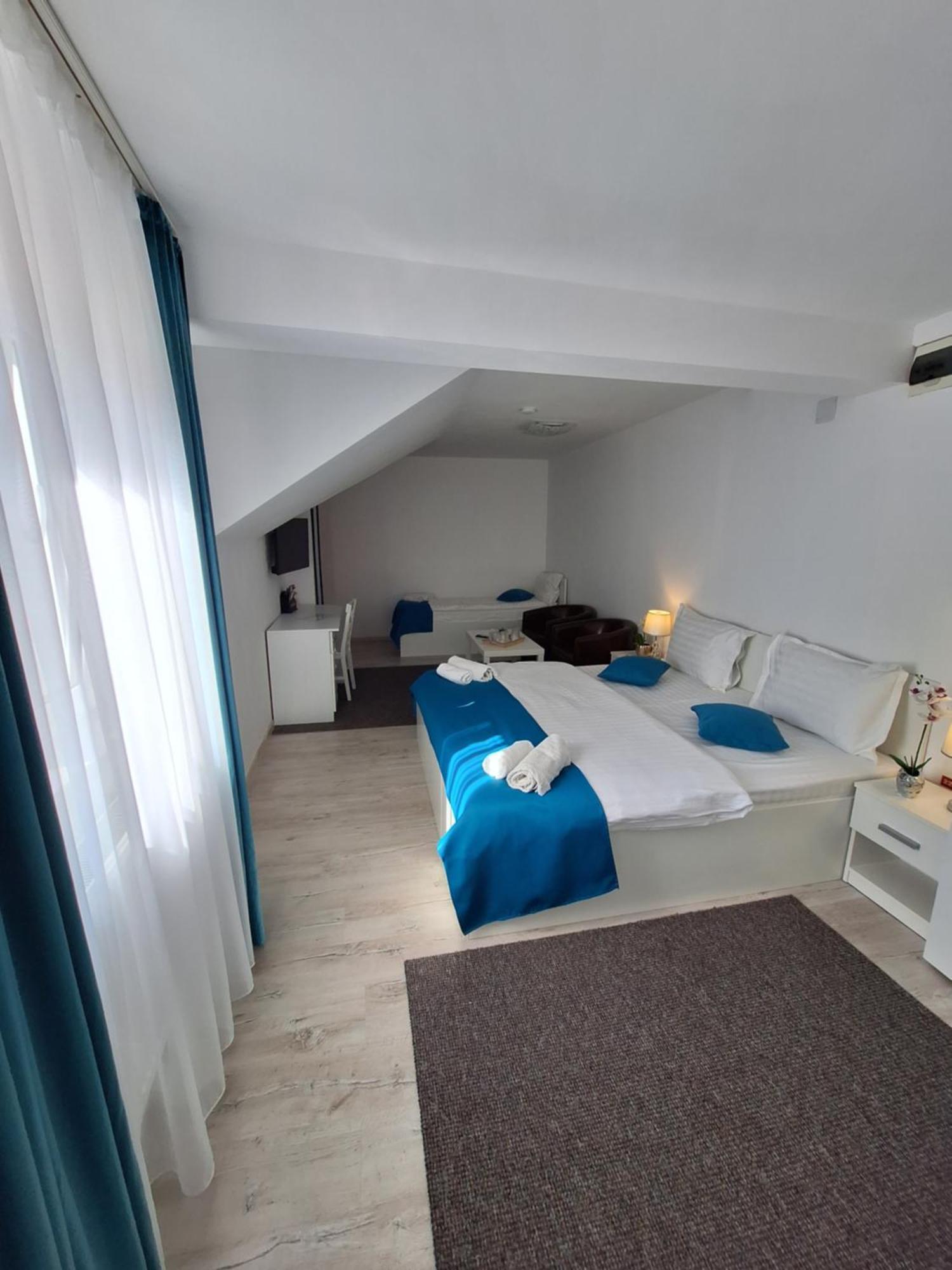Pensiunea Tinelu Brasov Săcele Oda fotoğraf