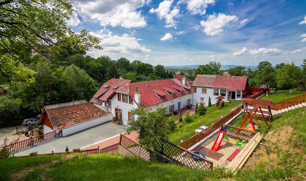 Pensiunea Tinelu Brasov Săcele Dış mekan fotoğraf