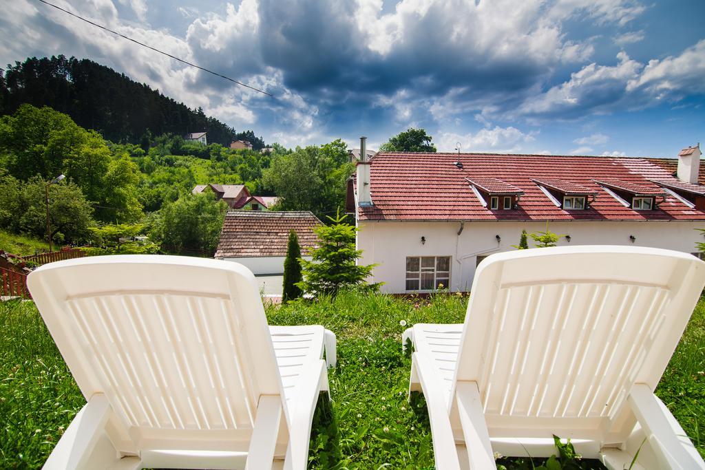 Pensiunea Tinelu Brasov Săcele Dış mekan fotoğraf